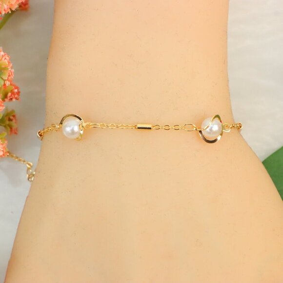 Jewelry - "New Beautiful Design Bracelet for Women/Girls, Gift, B608